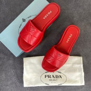 prada terlik sandalet kirmizi