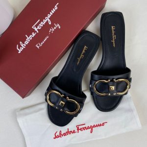 salvatore ferragamo terlik siyah iyi kalite
