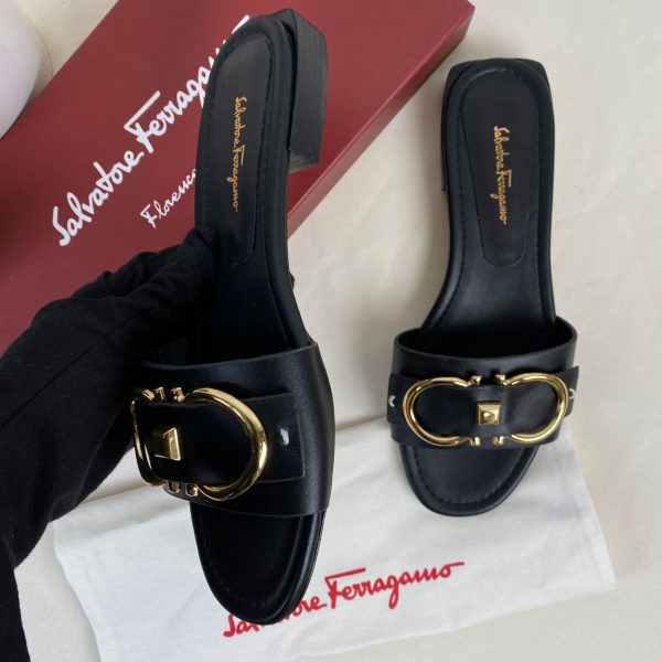 salvatore ferragamo terlik siyah iyi kalite