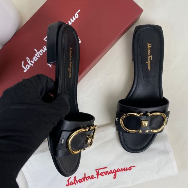 salvatore ferragamo terlik siyah iyi kalite