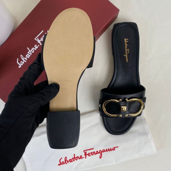 salvatore ferragamo terlik siyah iyi kalite