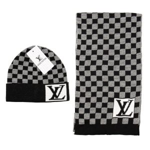 louis vuitton atki bere takimi erkek siyah gri  damali buyuk logo