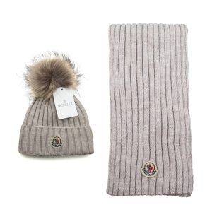 moncler atki bere takimi bej tilki tuyu ponponlu