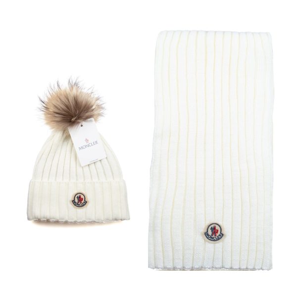 moncler atki bere takimi beyaz tilki tuyu ponponlu