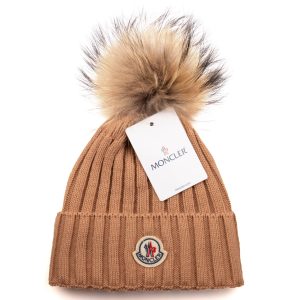 moncler bere camel ponponlu tilki tuyu