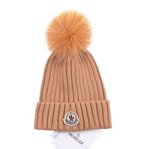 moncler bere camel tilki tuyu camel ponpon