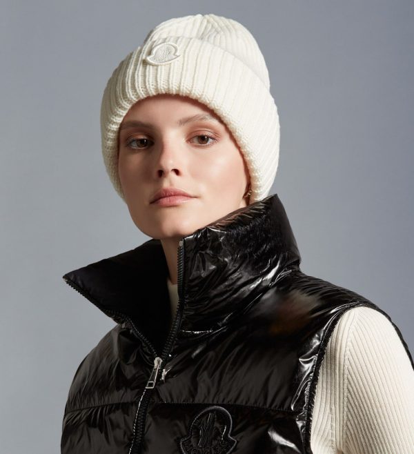 moncler bere ekru logo
