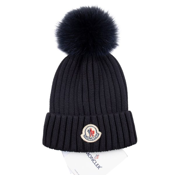 moncler bere siyah tilki tuyu siyah ponpon